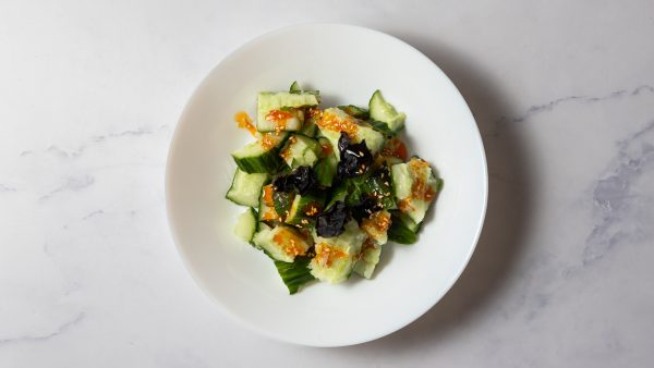 凉拌黄瓜 / Cucumber Salad